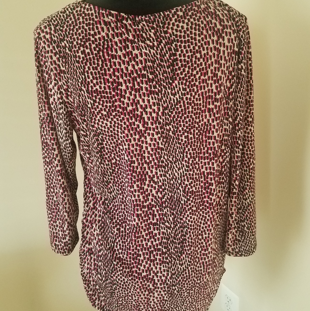 V-neck Maternity Blouse/Motherhood Maternity - Picture 3 of 3